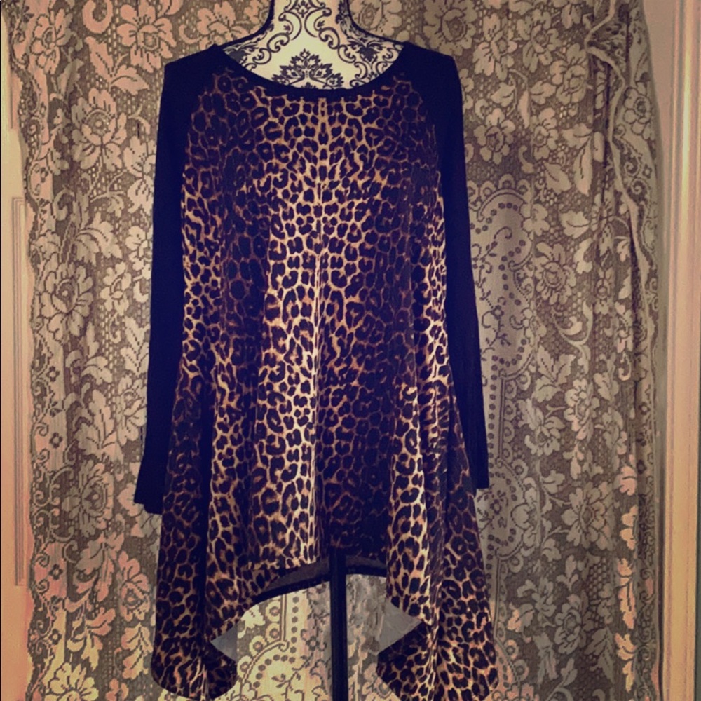 Asymmetrical cougar print blouse